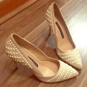 French Connection Ivory/Nude Pumps